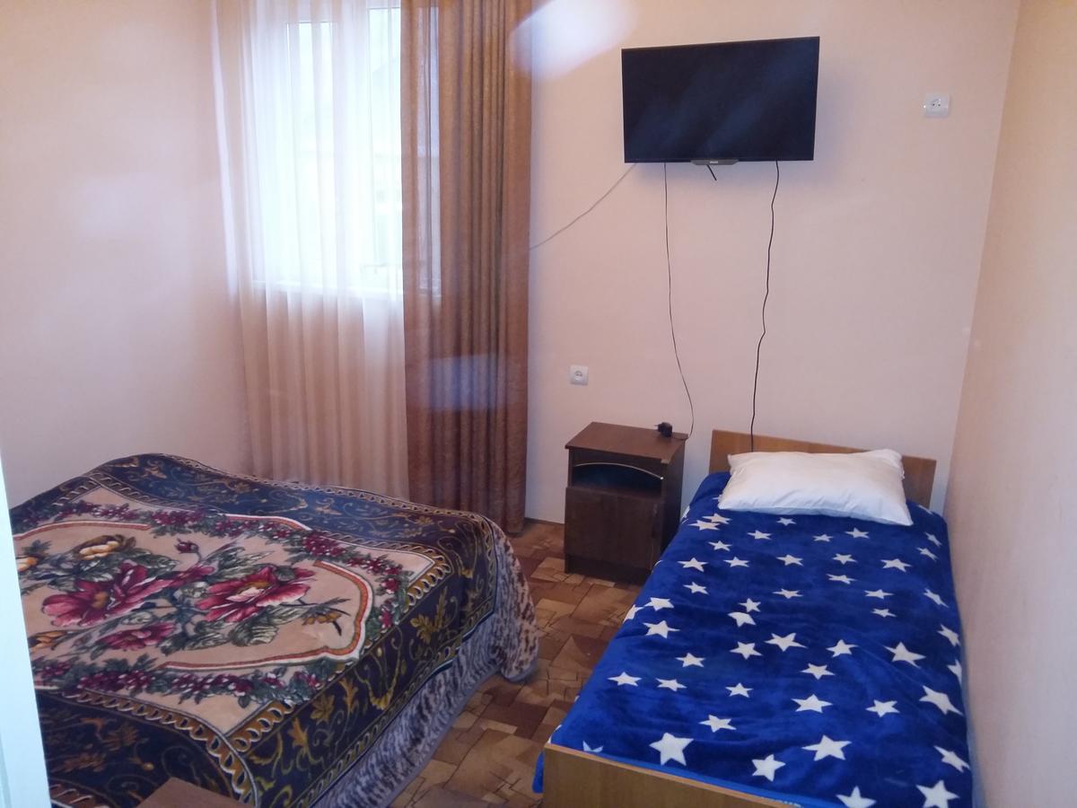 Guest House U Aleny Gagra Exterior foto